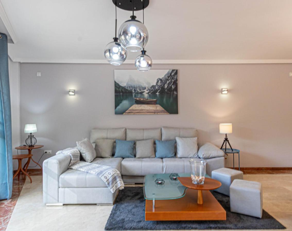 797 Holiday Rentals- Piso Con Amplia Terraza A Solo 1 Min De La Playa ベナルマデナ エクステリア 写真