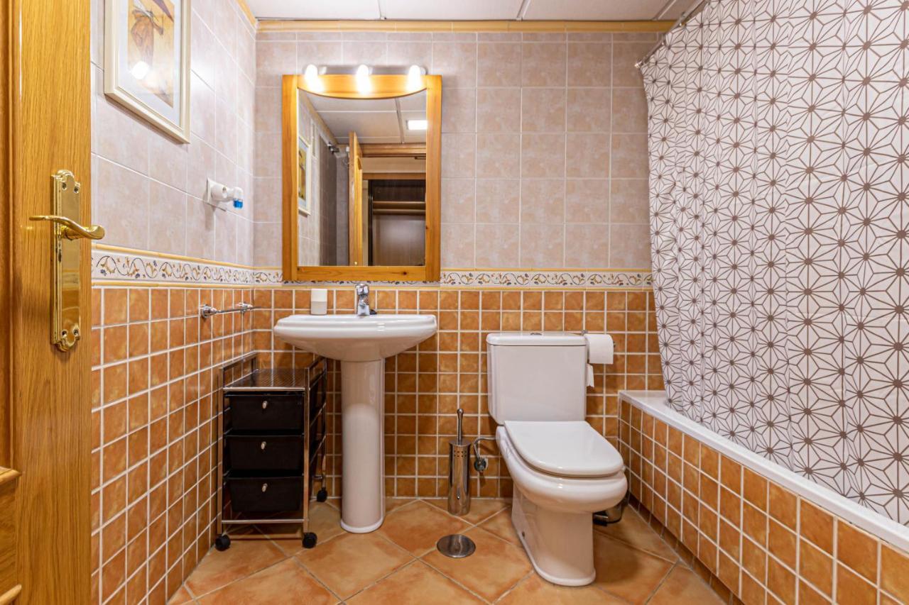 797 Holiday Rentals- Piso Con Amplia Terraza A Solo 1 Min De La Playa ベナルマデナ エクステリア 写真