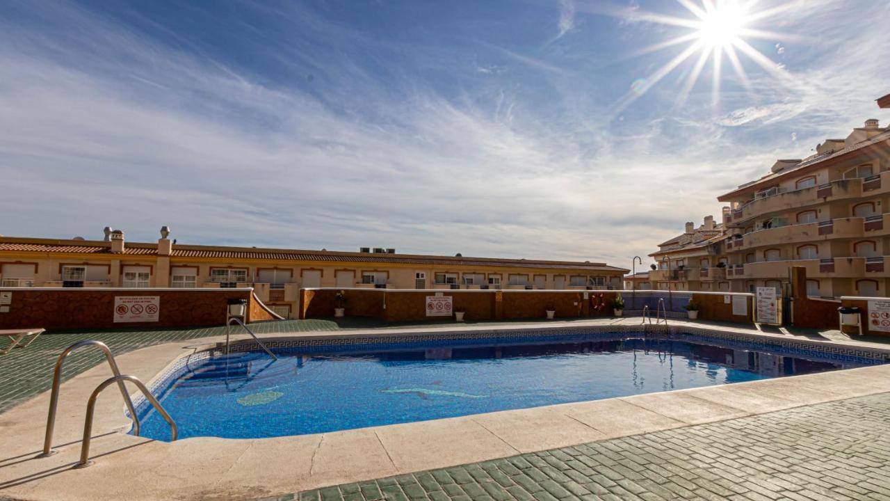 797 Holiday Rentals- Piso Con Amplia Terraza A Solo 1 Min De La Playa ベナルマデナ エクステリア 写真